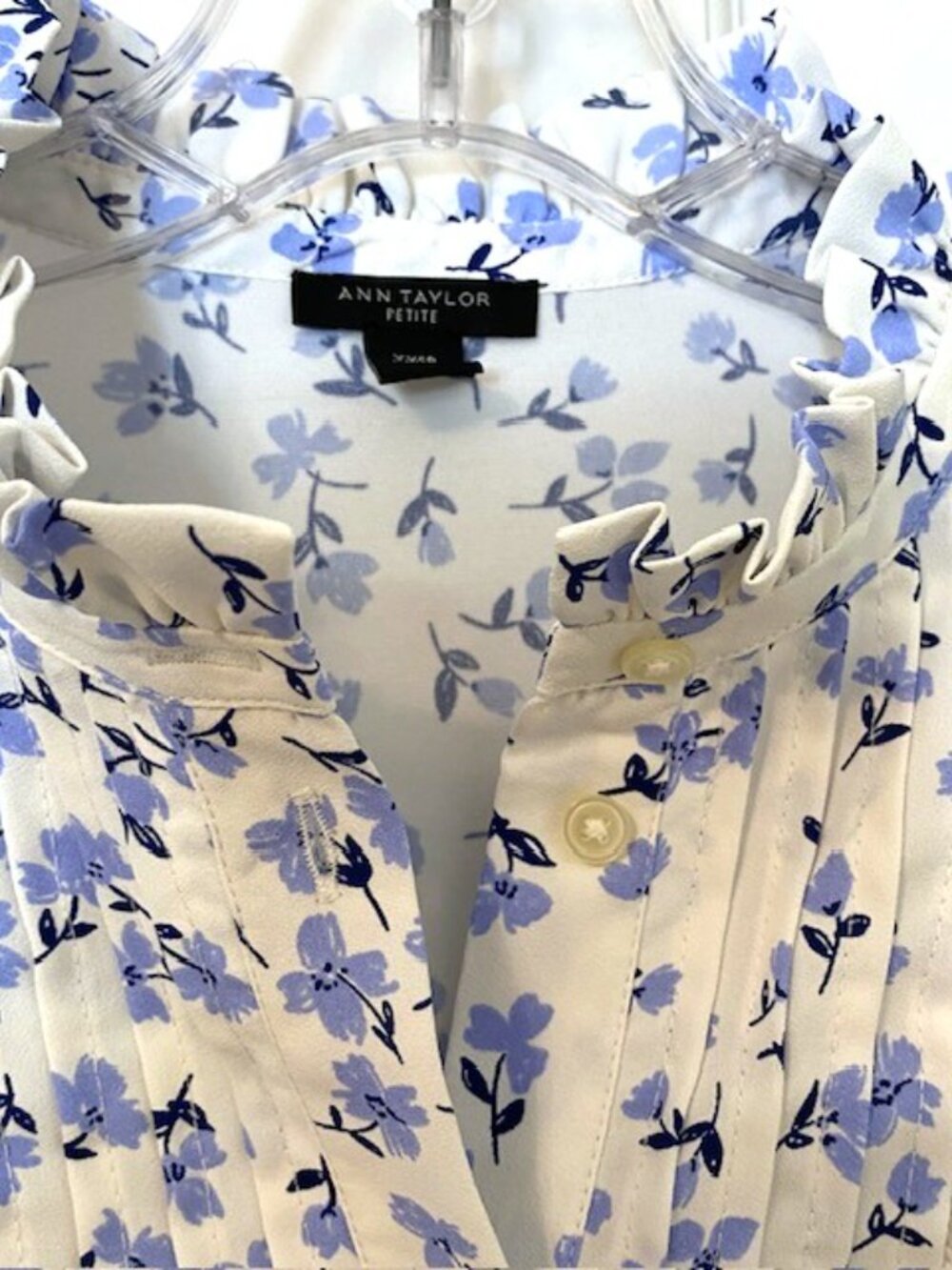 Ann Taylor Floral Ruffle-Neck Blouse Long Sleeve Women's Blue Petite XXS - Picture 3 of 10
